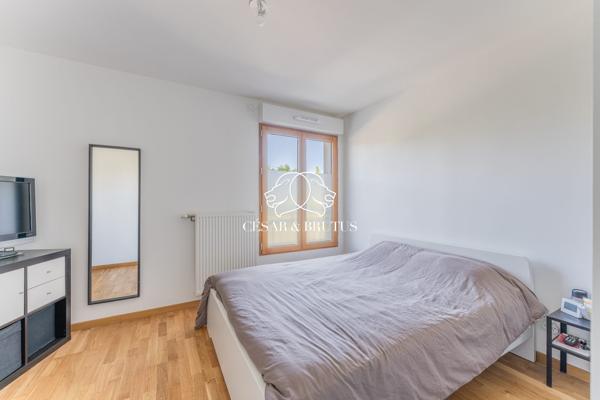 Maison contemporaine de 101 m² avec terrasse et double garage – Sainte-Foy-lès-Lyon