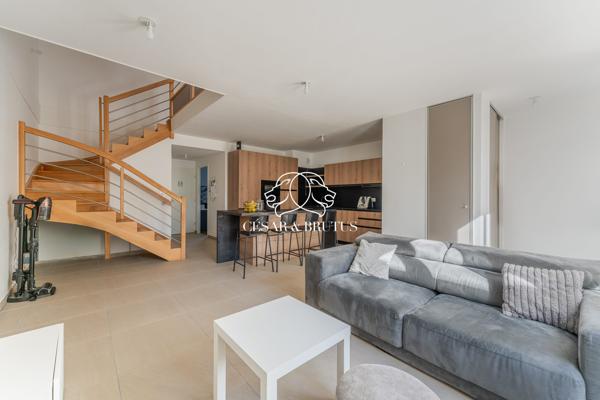 Maison contemporaine de 101 m² avec terrasse et double garage – Sainte-Foy-lès-Lyon