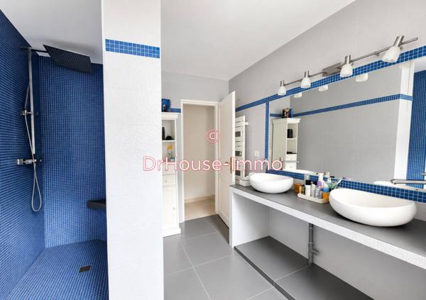 Maison à vendre 6 pièces de 183 m²