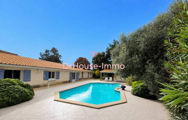 Maison à vendre 6 pièces de 183 m²
