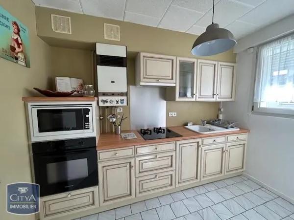 Appartement à louer 3 pièces 64.75m² Royan (17200)