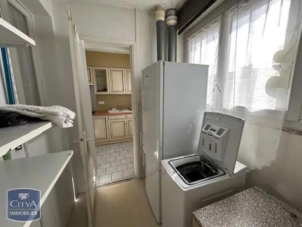 Appartement à louer 3 pièces 64.75m² Royan (17200)