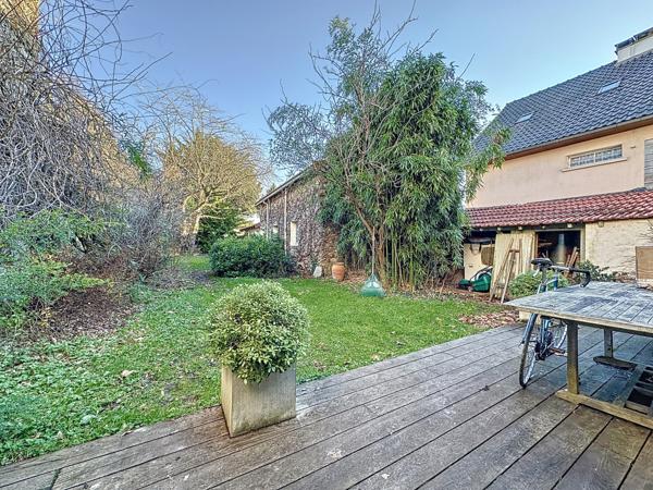 Maison à vendre  9 pièces - 275 m2 GUYANCOURT - 78