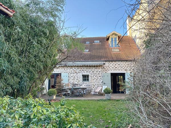Maison à vendre  9 pièces - 275 m2 GUYANCOURT - 78