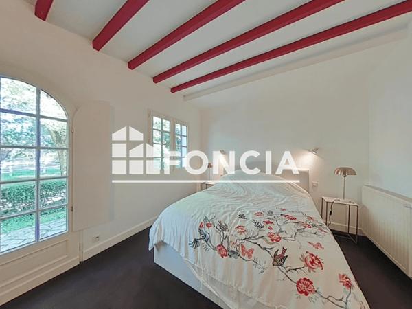 Location Maison 9 pièces 245 m² - 2 AVENUE DU CHATEAU Guerande 44350