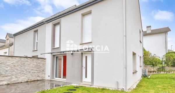 À vendre Maison 5 pièces 84.22 m² - Fresnes 94260