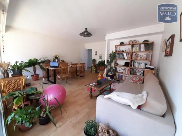 Appartement à louer 4 pièces 93.3m²