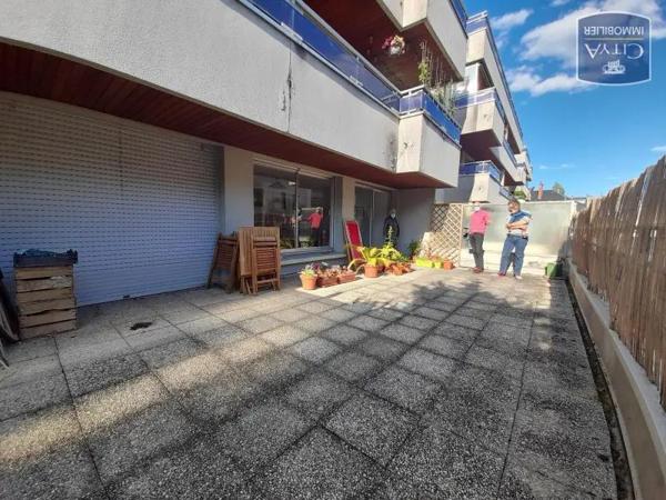 Appartement à louer 4 pièces 93.3m²