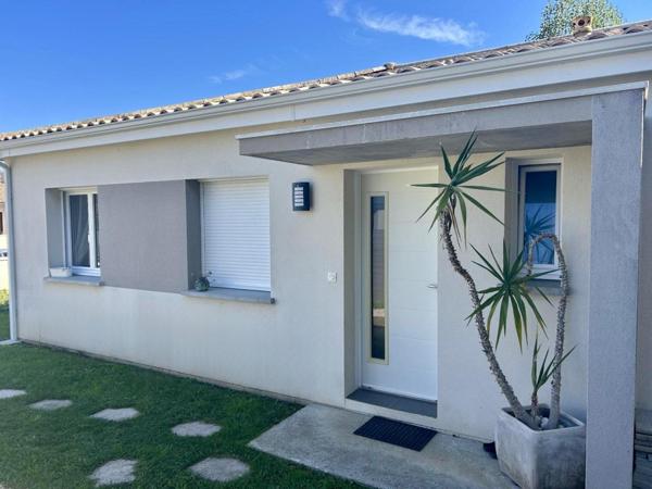 Maison contemporaine proche commerces et commodités