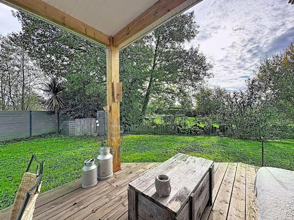 Maison contemporaine proche commerces et commodités