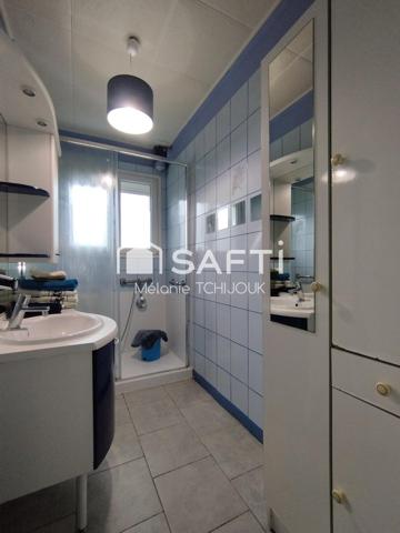 Maison de plain pied avec garage attenant