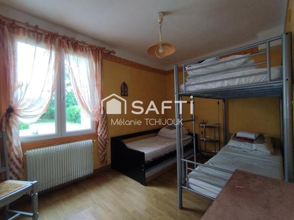 Maison de plain pied avec garage attenant