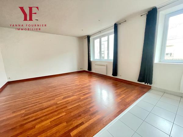 Brest (29200) BEL IMMEUBLE DE RENDEMENT BREST CENTRE 250 M2, LOCAL COMMERCIAL+ 3 APPARTMENTS