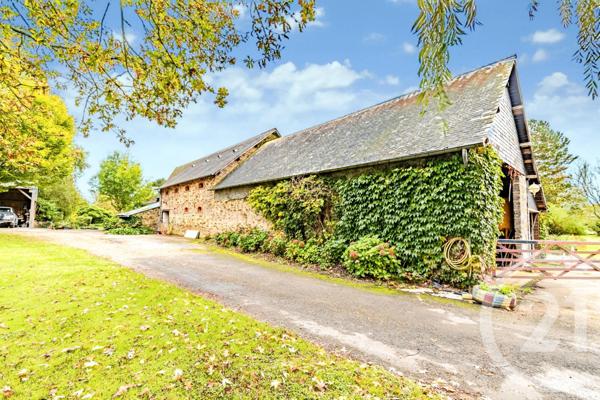 Maison à vendre  6 pièces - 211 m2 AZE - 53