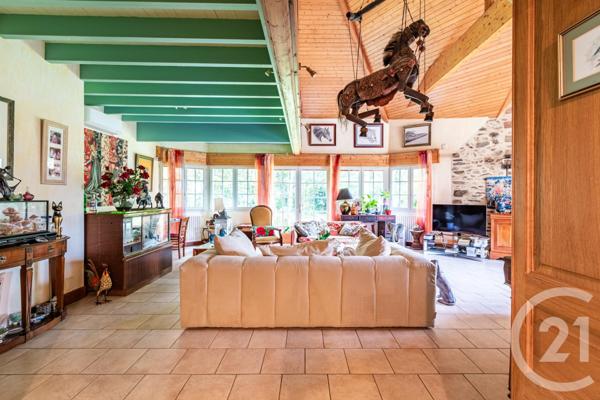 Maison à vendre  6 pièces - 211 m2 AZE - 53