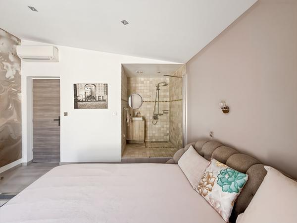 Maison Bouc Bel Air 6 pièce(s) 157 m2