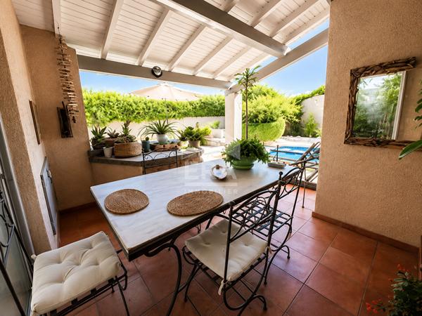 Maison Cuxac D Aude 6 pièce(s) 163 m2