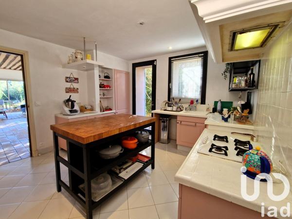 Maison à vendre 9 pièces 290 m² Châteaurenard