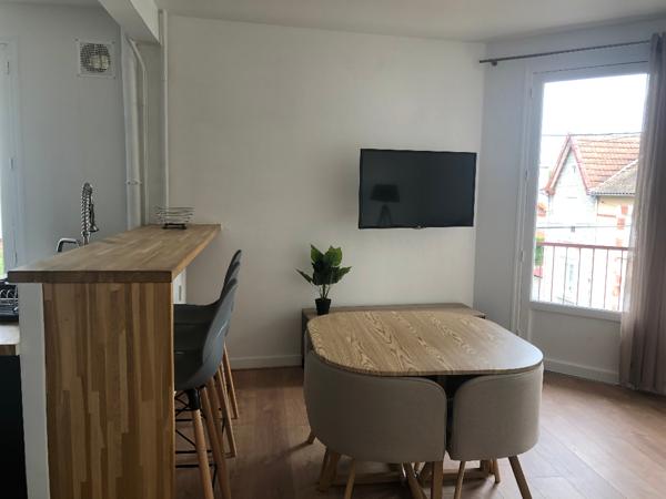Location appartement Limoges - 1 pièce(s) - 11 m² - 360 € par mois