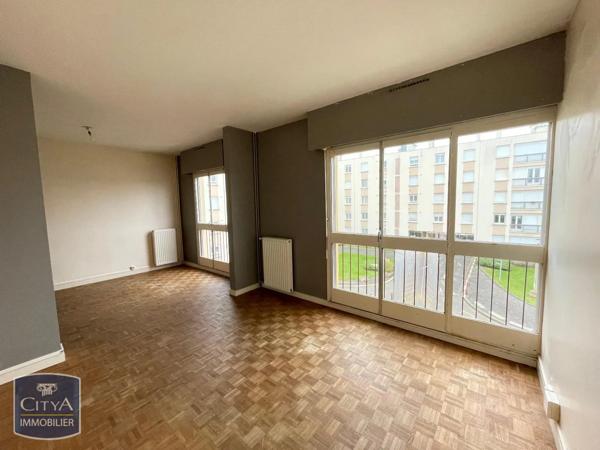 Appartement à louer 4 pièces 71.5m² Le Mans (72000)