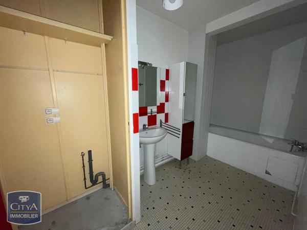 Appartement à louer 4 pièces 71.5m² Le Mans (72000)