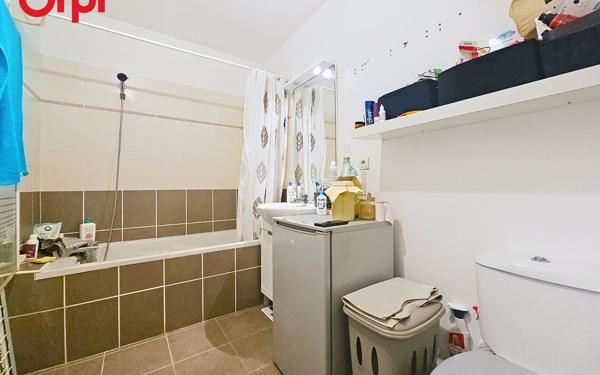 Appartement à vendre    1 pièce • 32,87 m2 La Seyne-sur-Mer