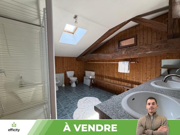 Maison
         8 pièces
        - 267 m² Exclusivité 159 000 € *