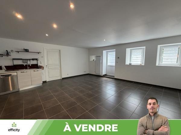 Maison
         8 pièces
        - 267 m² Exclusivité 159 000 € *
