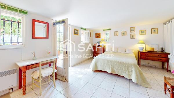 Grande maison avec vue sur la vallée