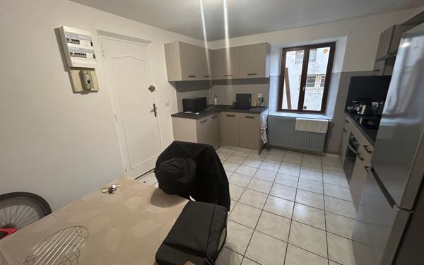 Appartement à vendre    3 pièces • 47,85 m2 Pierrevillers