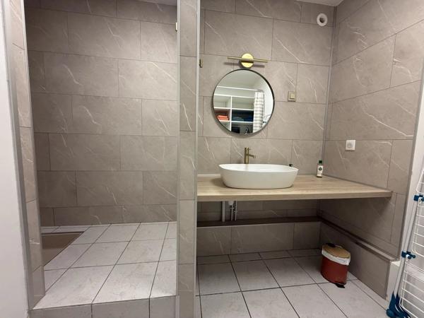 Location                                                      Appartement
                        
                     3 pièces                      91 m2                     à Saint-Michel-sur-Meurthe
