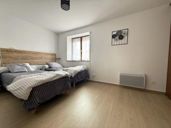 Location                                                      Appartement
                        
                     3 pièces                      91 m2                     à Saint-Michel-sur-Meurthe