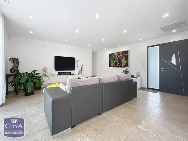 Maison à vendre 7 pièces 150m² Puget-sur-Argens (83480)