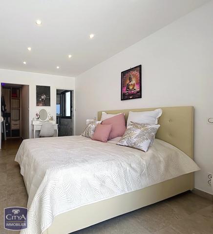 Maison à vendre 7 pièces 150m² Puget-sur-Argens (83480)