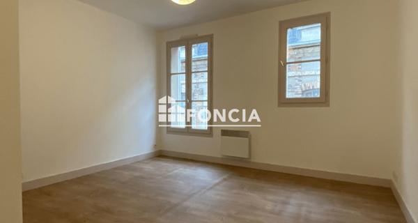 Location Studio 23.97 m² - Chartres 28000