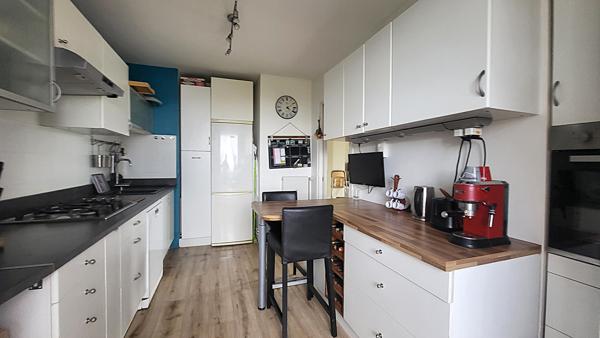 Bel appartement 69m² avec deux chambres et un balcon