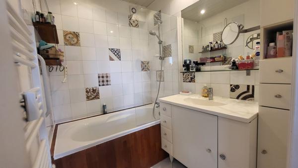 Bel appartement 69m² avec deux chambres et un balcon