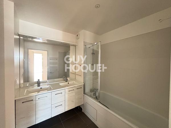 Appartement  5 pièce(s) 103.5 m2