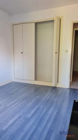 Appartement F4 (82 m²) à vendre à MOULINS