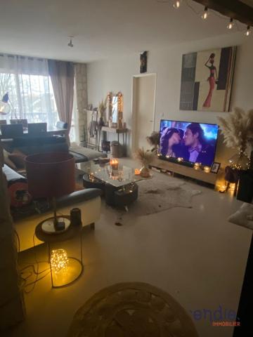Appartement F4 (82 m²) à vendre à MOULINS