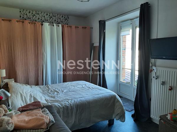 Ensemble immobilier de plus de 600m² dans un cadre paisible sur Nueil Les Aubiers