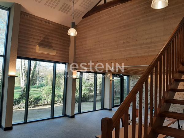 Ensemble immobilier de plus de 600m² dans un cadre paisible sur Nueil Les Aubiers