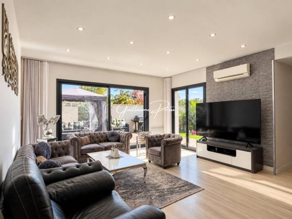 Maison à vendre 5 pièces de 141 m²