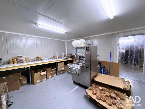 Location local d’activité 204 m² Varennes-Jarcy