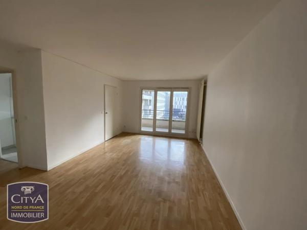 Appartement à louer 3 pièces 65.59m² Lille (59000)