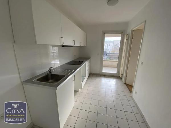 Appartement à louer 3 pièces 65.59m² Lille (59000)