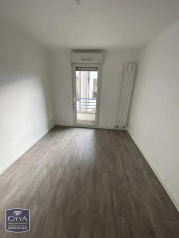 Appartement à louer 3 pièces 65.59m² Lille (59000)