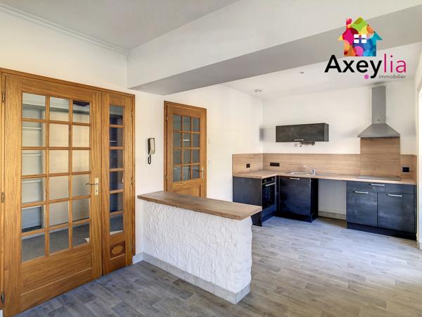 Charlieu (42190) A LOUER-CHARLIEU CENTRE- APPARTEMENT 2 CHAMBRES