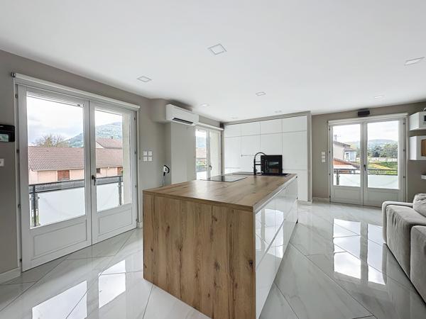 Maison 5 pièces - 194 m²