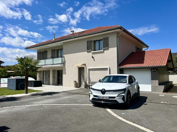 Maison 5 pièces - 194 m²